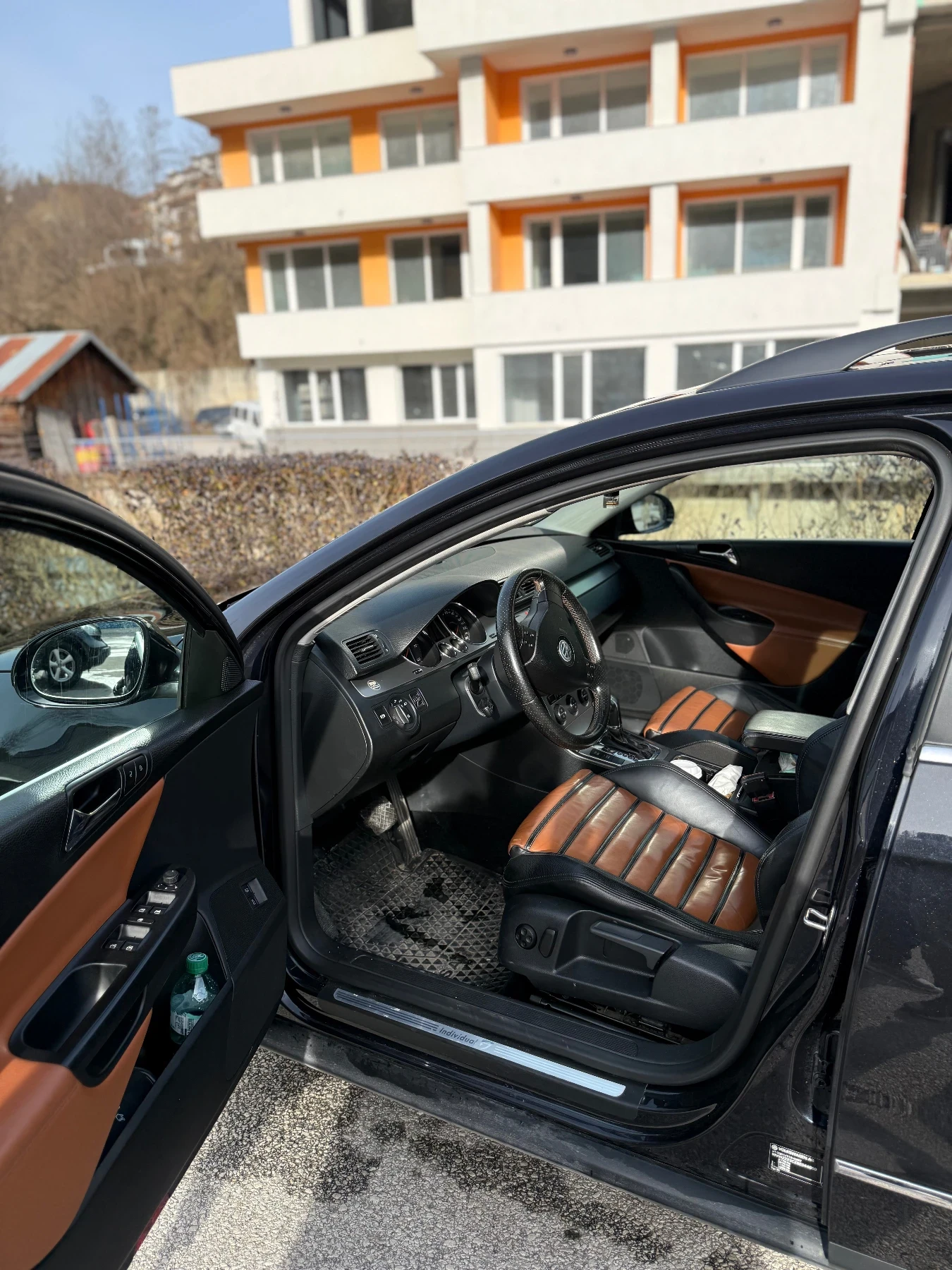 VW Passat 170 к.с DSG INDIVIDUAL, снимка 5 - Автомобили и джипове - 53753184