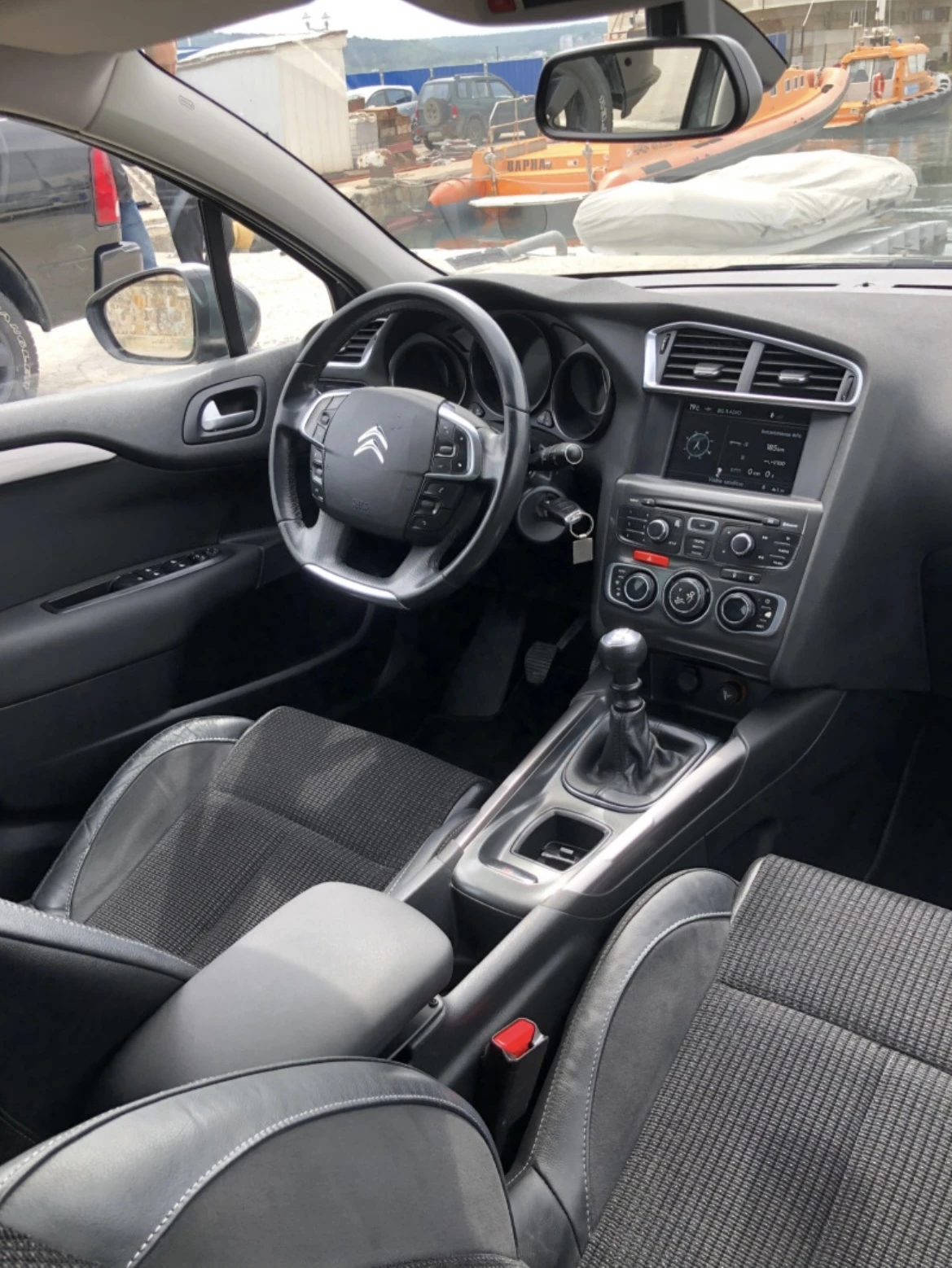 Citroen C4  1.6 e-HDi - Exclusive/Navi, снимка 7 - Автомобили и джипове - 53915963