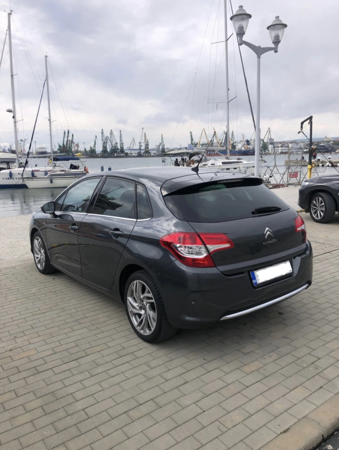 Citroen C4  1.6 e-HDi - Exclusive/Navi, снимка 4 - Автомобили и джипове - 53915963