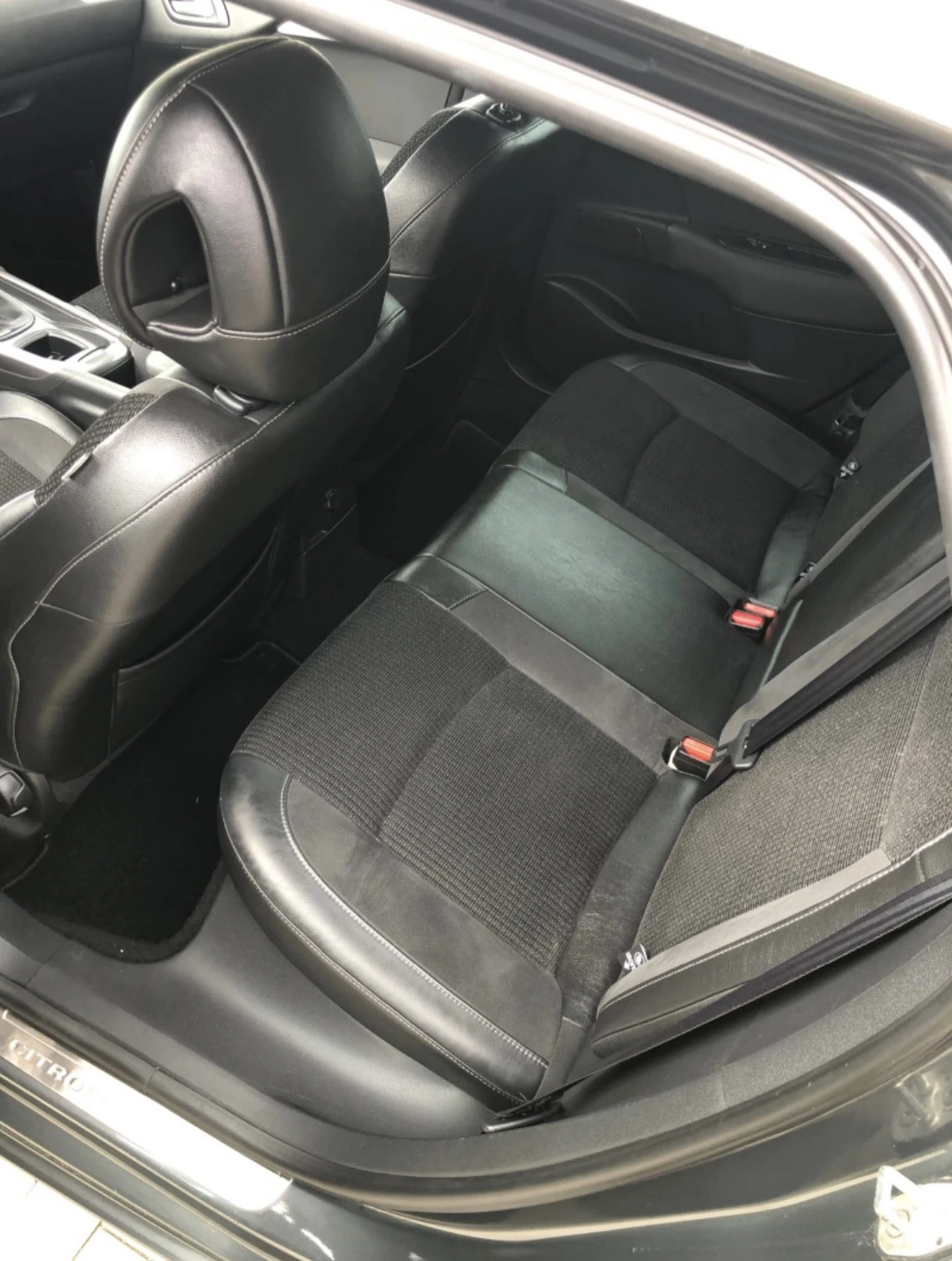 Citroen C4  1.6 e-HDi - Exclusive/Navi, снимка 10 - Автомобили и джипове - 53915963