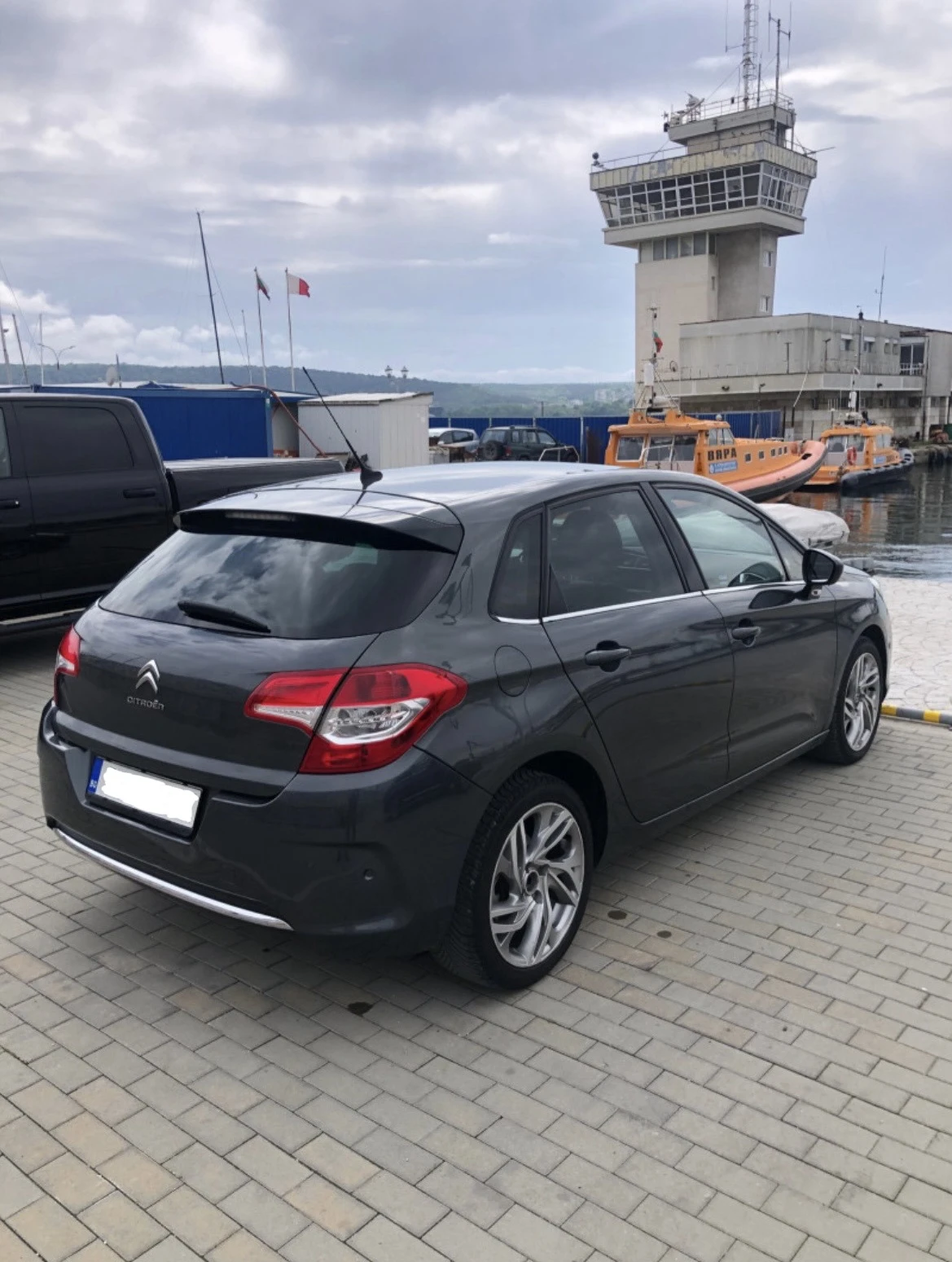 Citroen C4  1.6 e-HDi - Exclusive/Navi, снимка 3 - Автомобили и джипове - 53915963