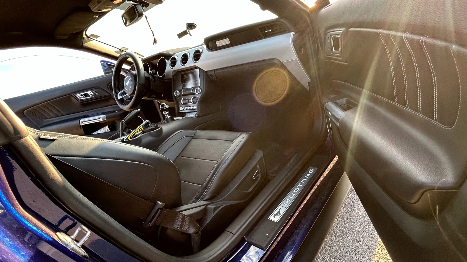 Ford Mustang GT Premium, снимка 8 - Автомобили и джипове - 54014578