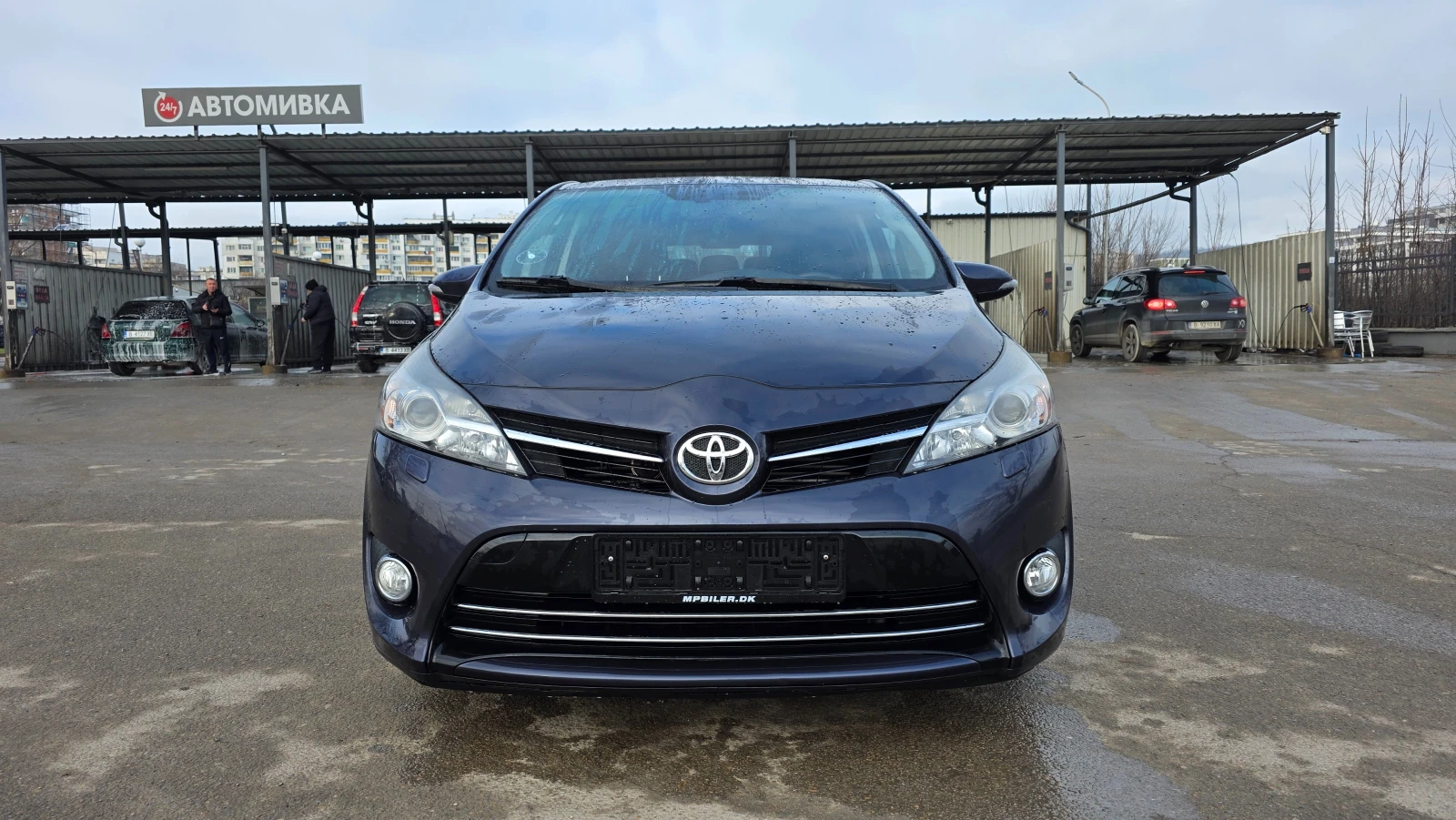 Toyota Verso УНИКАТ/FACE LIFT, снимка 2 - Автомобили и джипове - 54487590
