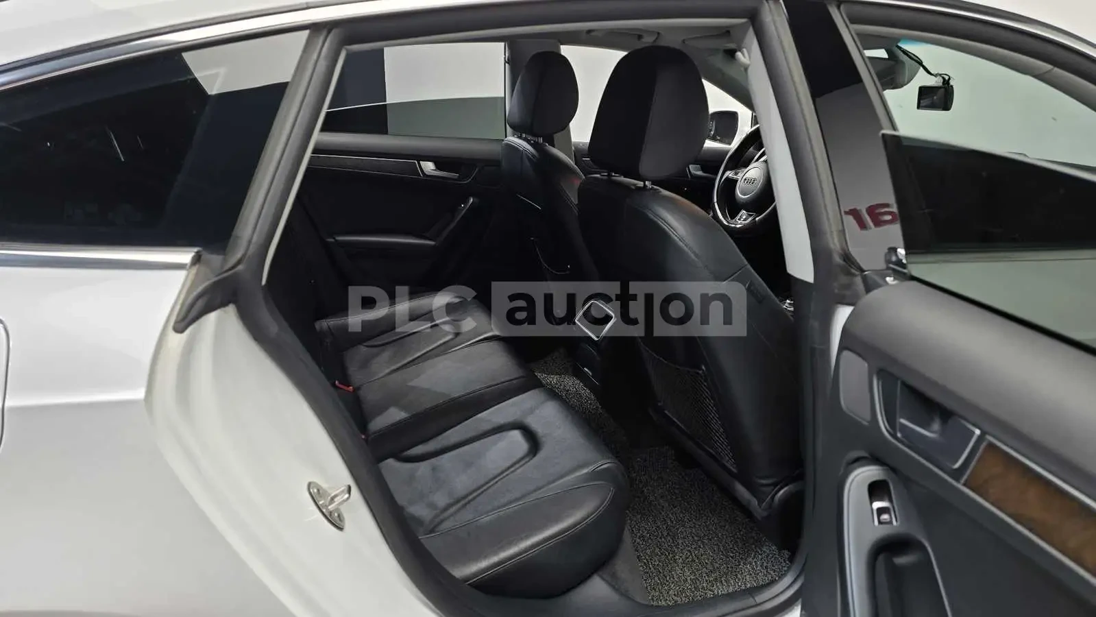 Audi A5 35TDI QUATTRO| КАМЕРА| ПОДГРЕВ| ВКЛ.ТЕХНОТЕСТ, снимка 10 - Автомобили и джипове - 54626412