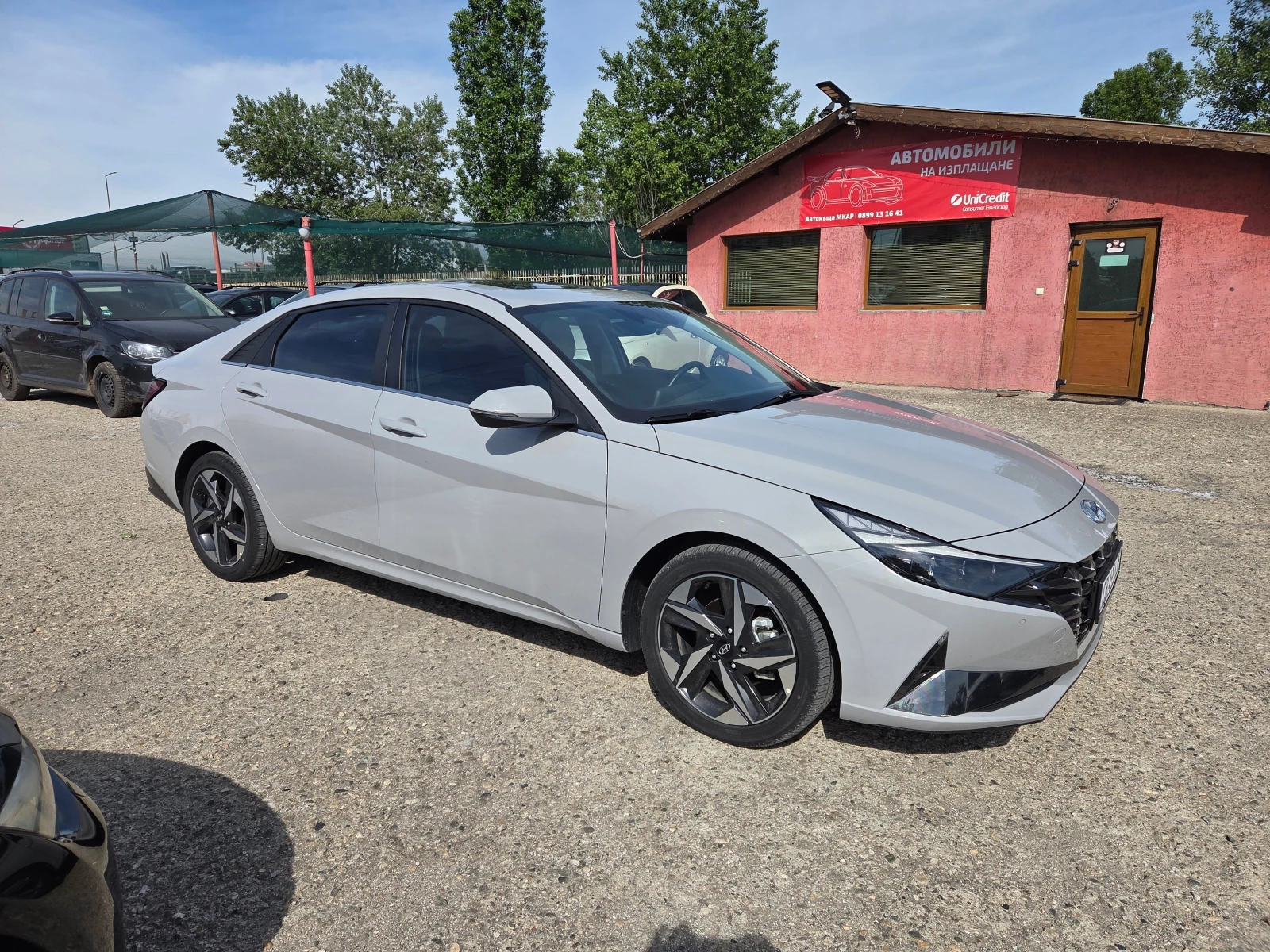 Hyundai Elantra 1.6 AVANTE HYBRID, снимка 2 - Автомобили и джипове - 54837687