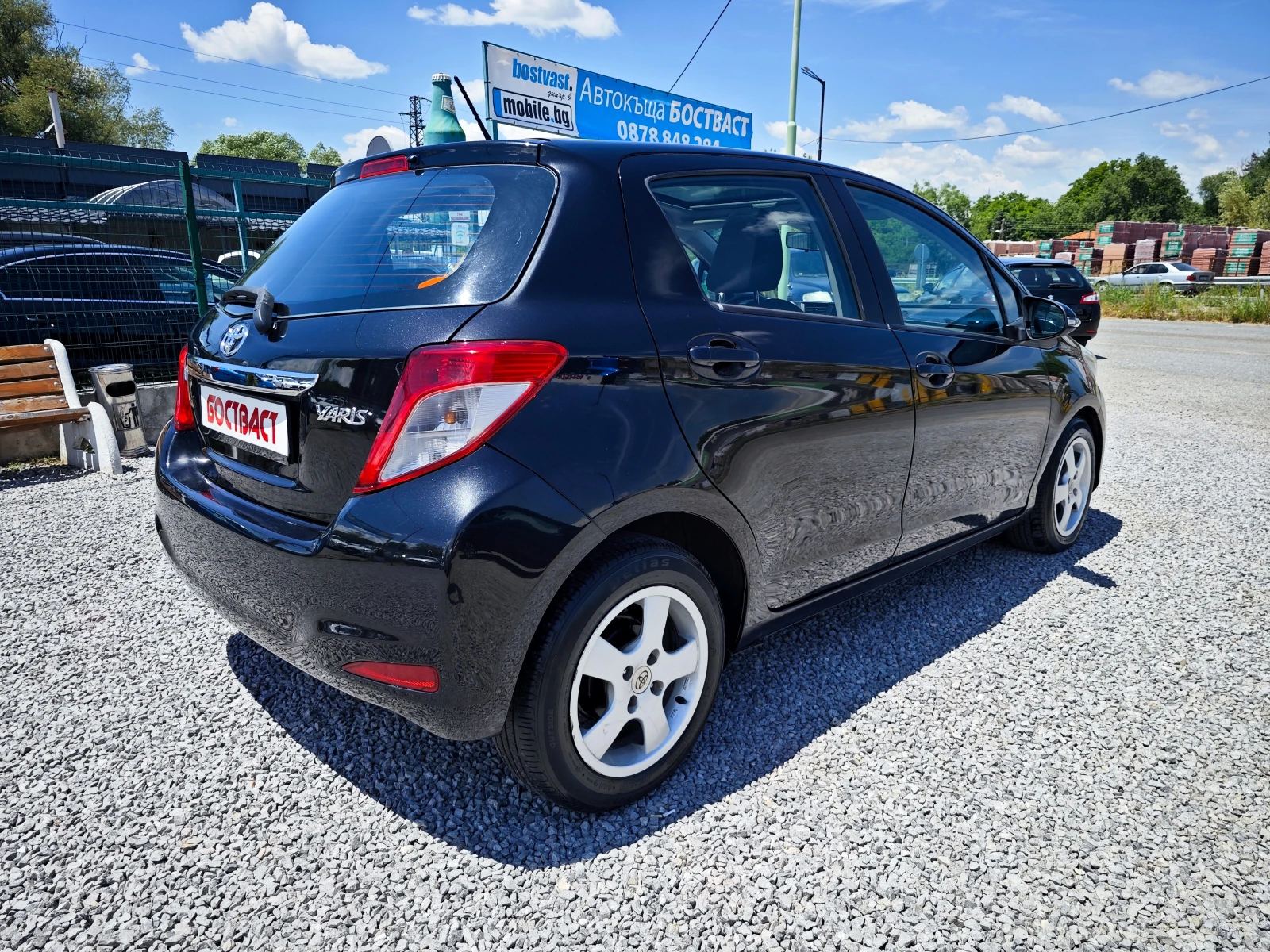 Toyota Yaris 1.4  D4D Панорама, снимка 5 - Автомобили и джипове - 54979342