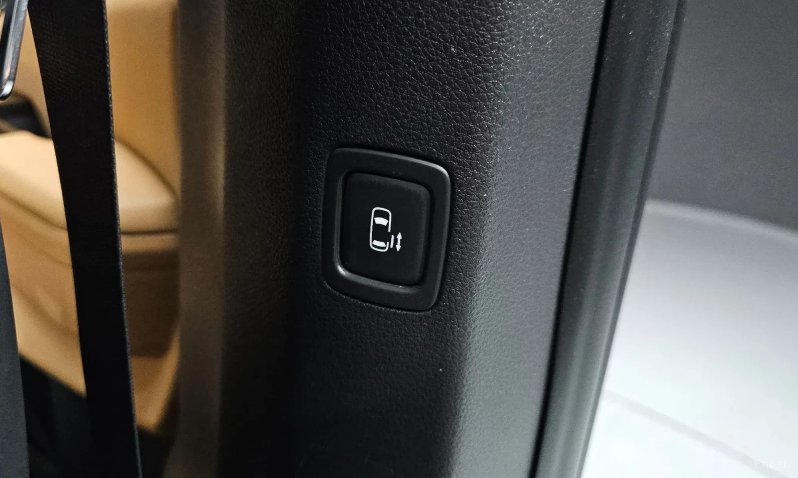 Kia Carnival 9-Seater Noblesse, снимка 17 - Автомобили и джипове - 55049925
