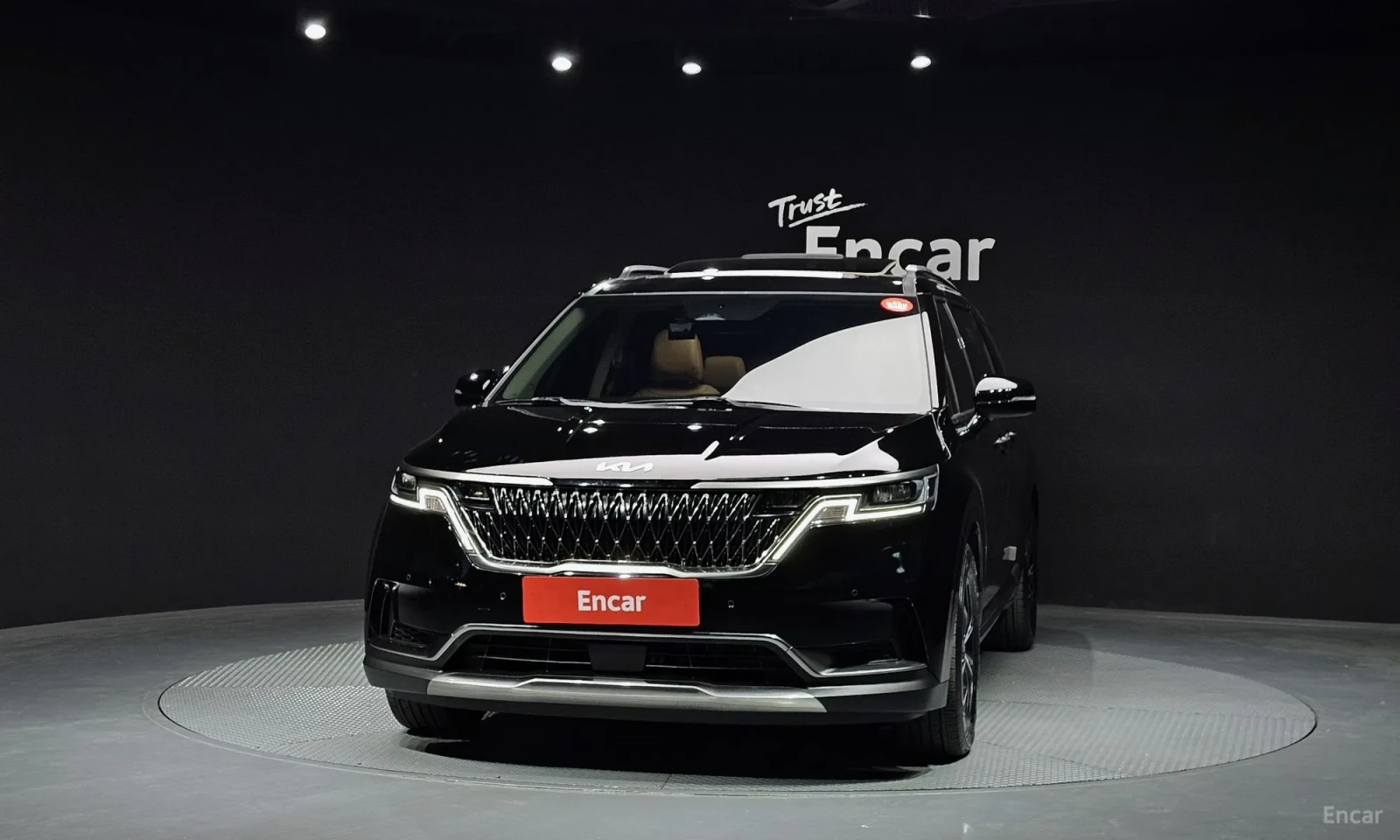 Kia Carnival 9-Seater Noblesse, снимка 3 - Автомобили и джипове - 55049925
