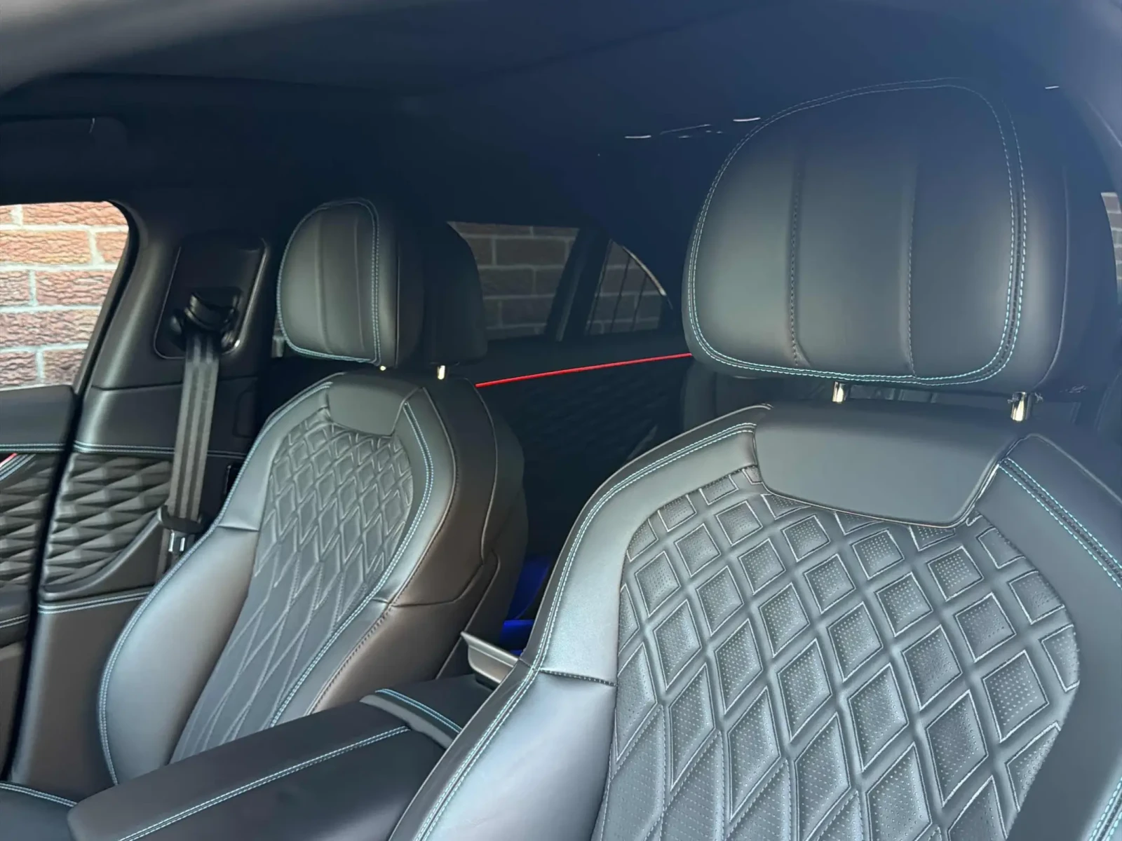 Bentley Flying Spur 6.0 W12/Изключително рядък!!!/Всички екстри!!, снимка 10 - Автомобили и джипове - 55345784