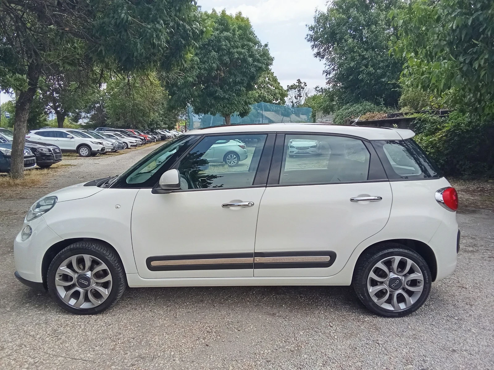 Fiat 500L 1.6 m-Jet-PANORAMA, снимка 2 - Автомобили и джипове - 55389536