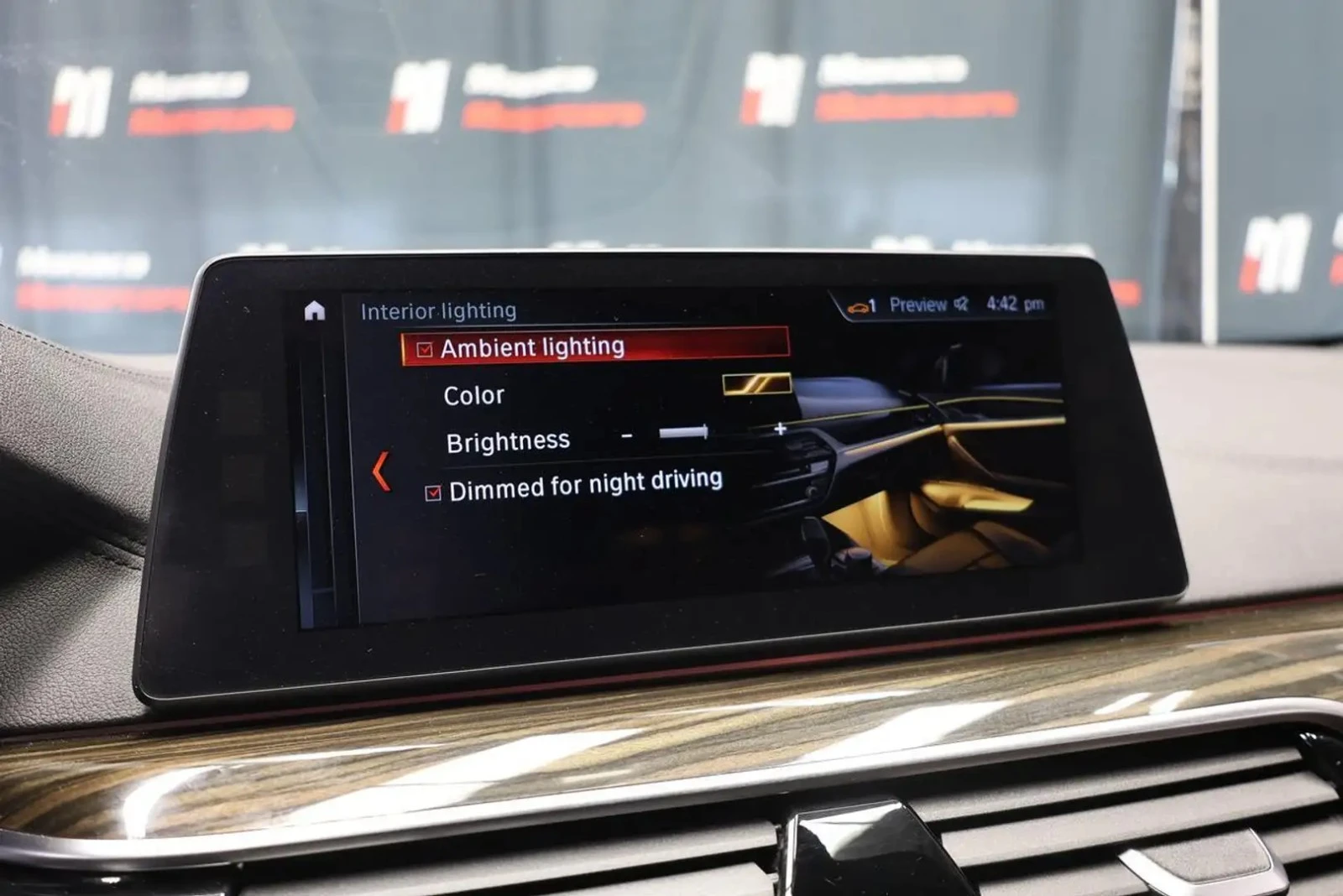 BMW 540 xDrive* M PACK* 360* HUD* HARMAN* DISTRO* ОБДУХ, снимка 15 - Автомобили и джипове - 55458599