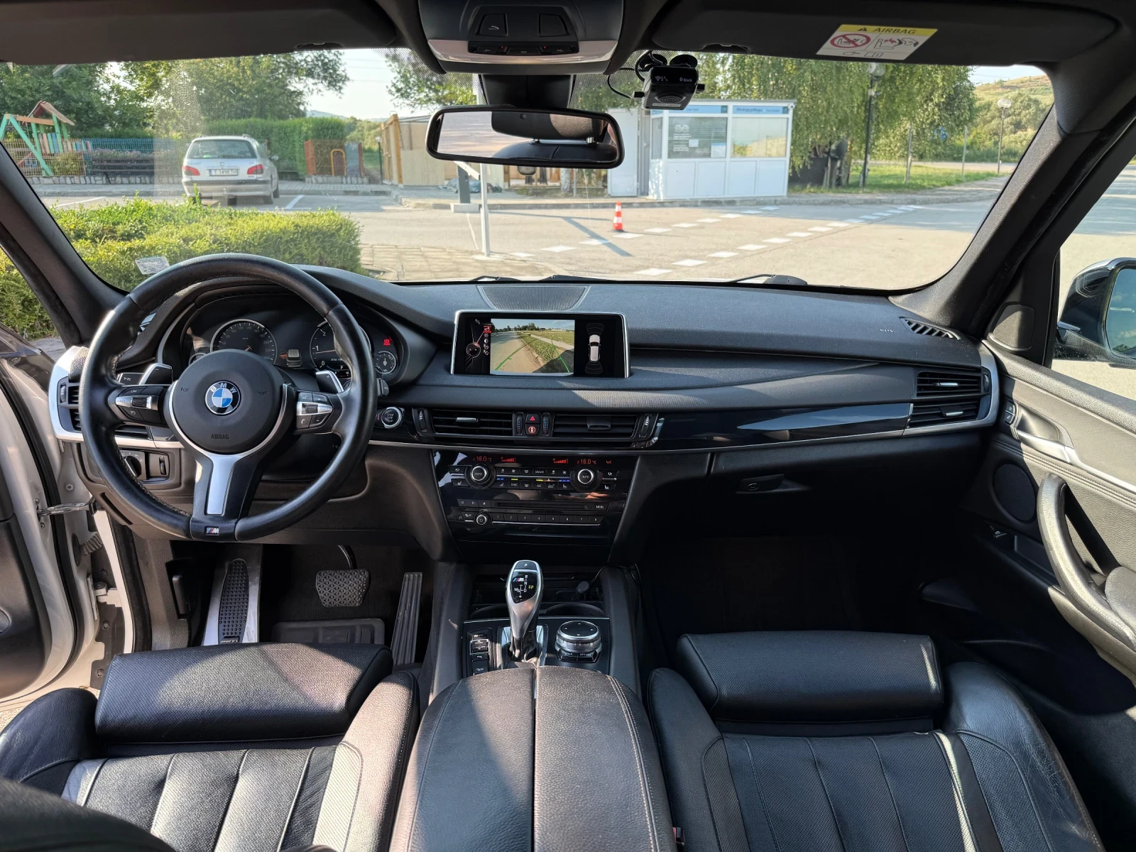BMW X5M 50D/381HP/X-Drive/ПОДГРЕВ/ОБДУХ, снимка 15 - Автомобили и джипове - 55544597