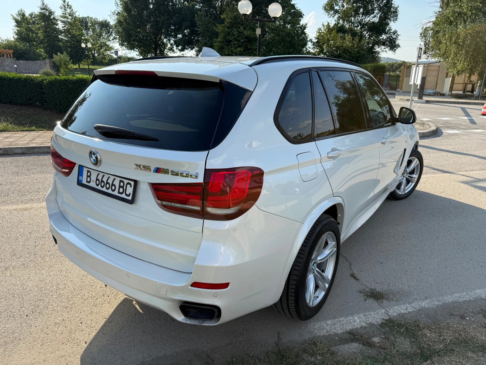BMW X5M 50D/381HP/X-Drive/ПОДГРЕВ/ОБДУХ, снимка 5 - Автомобили и джипове - 55544597