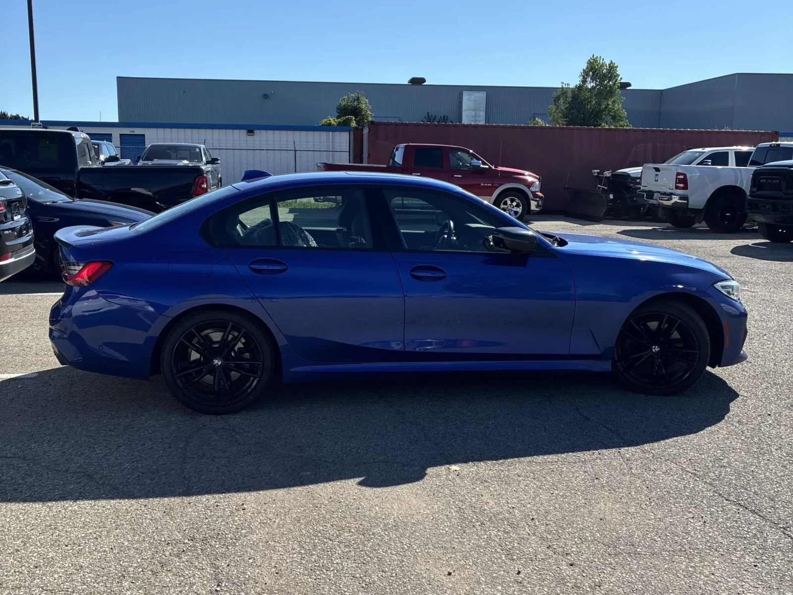 BMW 330 330i xDrive, АВТОКРЕДИТ, снимка 4 - Автомобили и джипове - 55864234