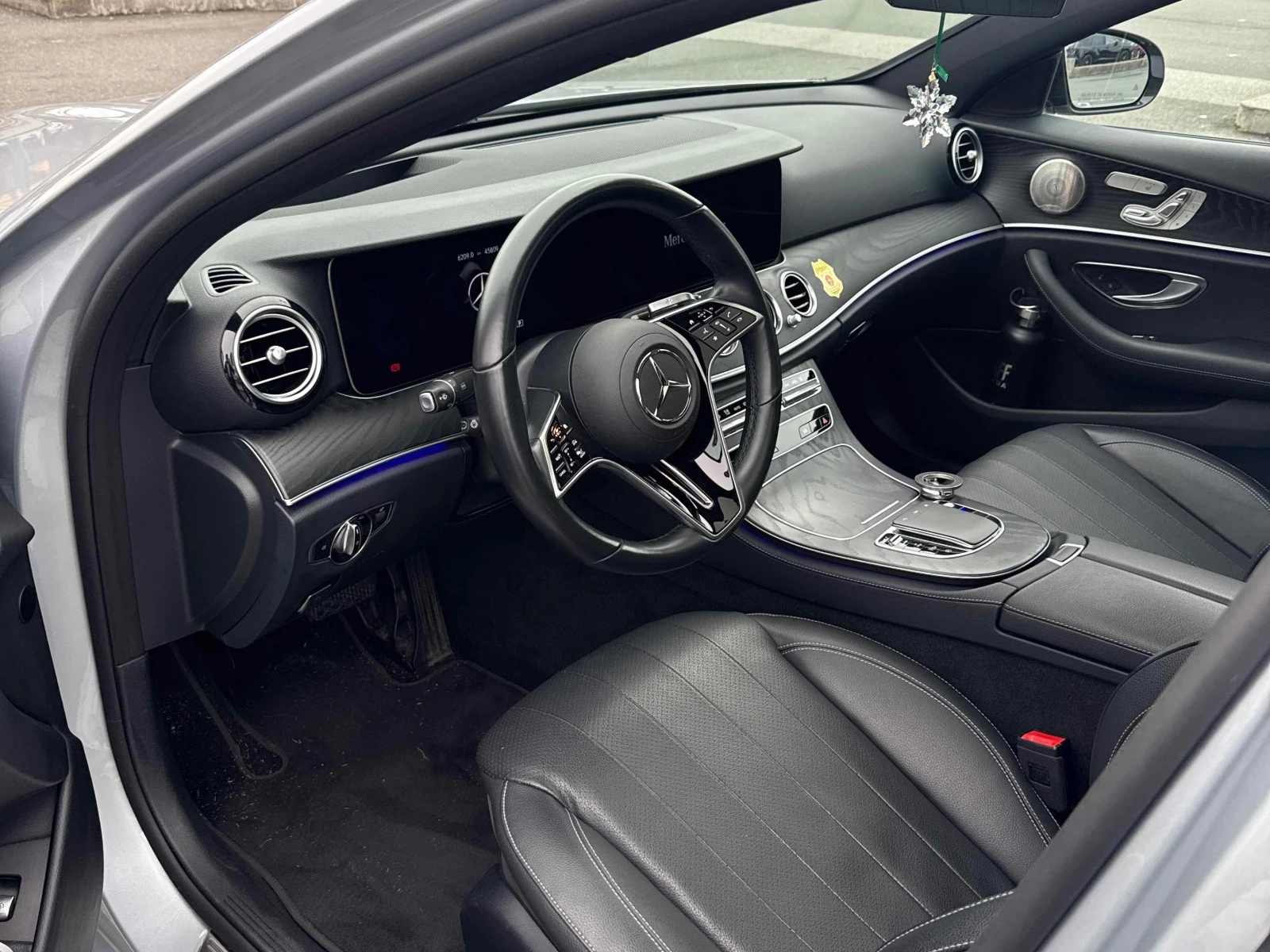 Mercedes-Benz E 350 * АВТОКРЕДИТ БЕЗ ПЪРВОНАЧАЛНА ВНОСКА* , снимка 5 - Автомобили и джипове - 55958134