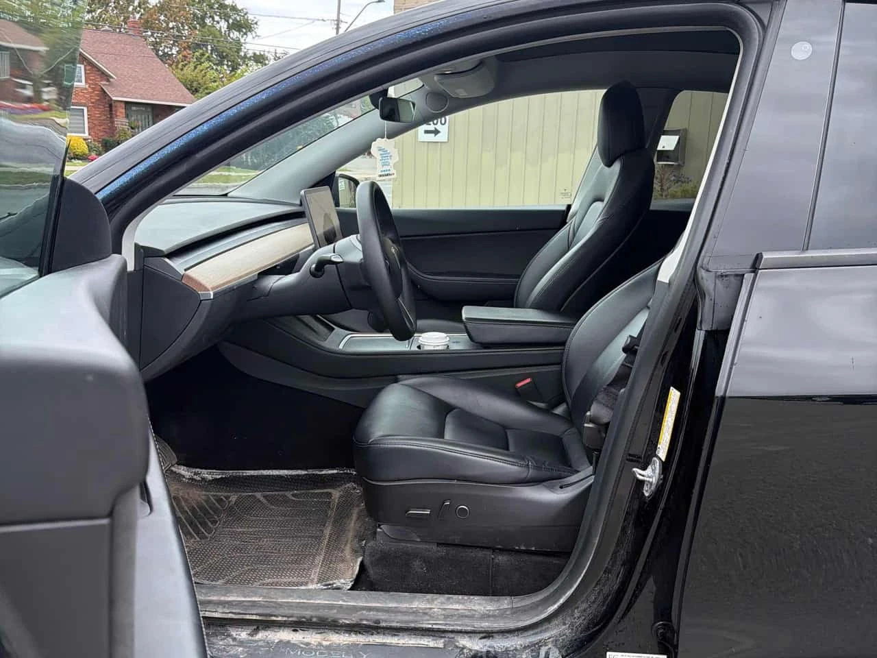 Tesla Model Y * Long Range * CARFAX * , снимка 11 - Автомобили и джипове - 56184074
