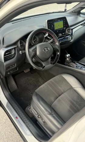 Toyota C-HR Hybrid , снимка 4