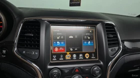 Jeep Cherokee Overland, снимка 15