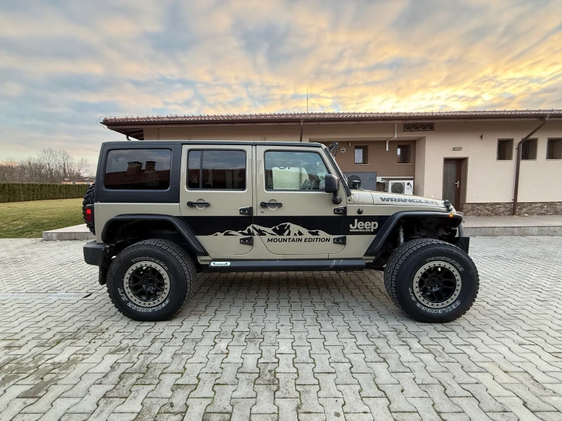 Jeep Wrangler, снимка 3 - Автомобили и джипове - 48981783