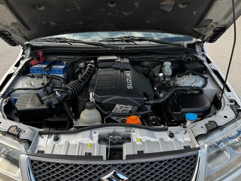 Suzuki Grand vitara 1.9DI-D 4x4 ИТАЛИЯ, снимка 13 - Автомобили и джипове - 51726703