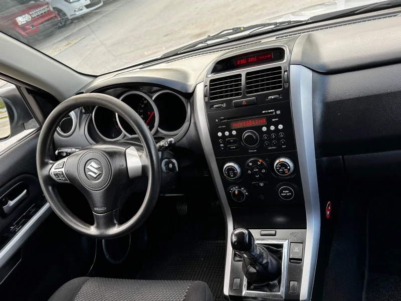 Suzuki Grand vitara 1.9DI-D 4x4 ИТАЛИЯ, снимка 10 - Автомобили и джипове - 51726703