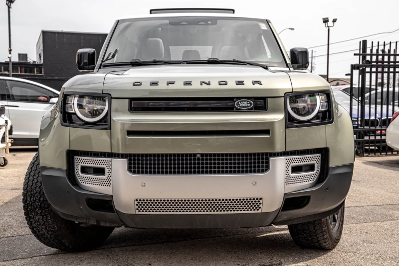 Land Rover Defender CARFAX* АВТОФИНАНСИРАНЕ* БЕЗ ПЪРВОНАЧАЛНА ВНОСКА* , снимка 2 - Автомобили и джипове - 52902876