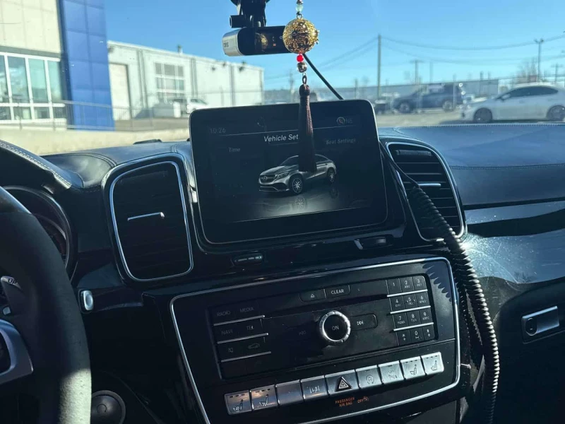 Mercedes-Benz GLE * AMG 63 S * CARFAX * ЦЕНА ДО БГ, снимка 7 - Автомобили и джипове - 53563588