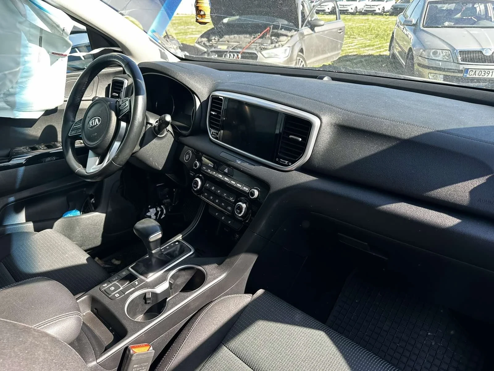 Kia Sportage Дизел хибрид 4x4 - изображение 8
