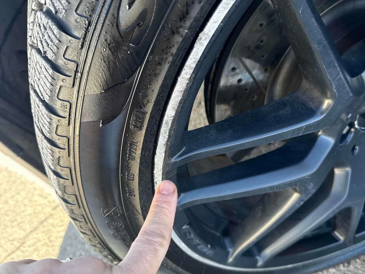 Mercedes-Benz GLE * AMG 63 S * CARFAX * ЦЕНА ДО БГ - изображение 10