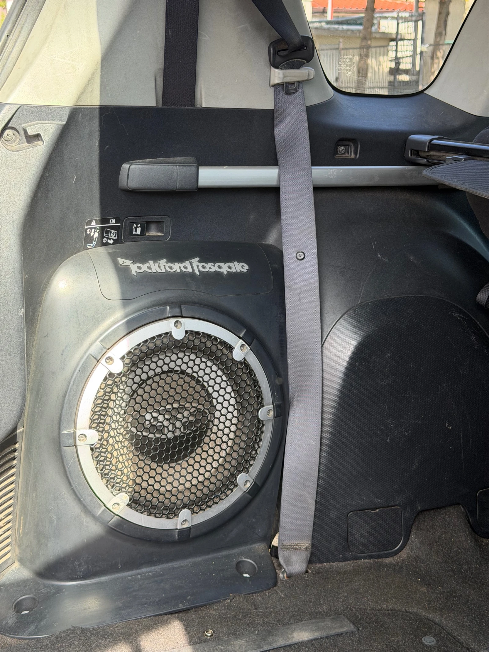 Mitsubishi Outlander 2.0 DI-D, снимка 11 - Автомобили и джипове - 54392046