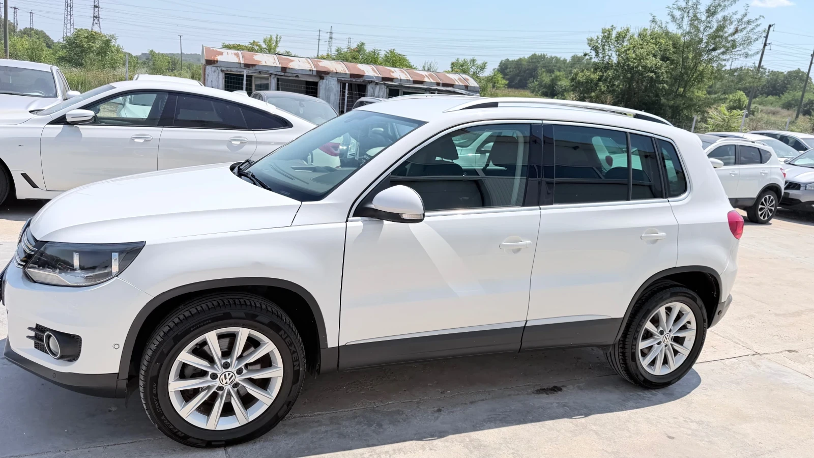 VW Tiguan 2.0tdi 140k.c* DSG* 4Motion* Highline* Navi* UNIKA, снимка 3 - Автомобили и джипове - 55567483