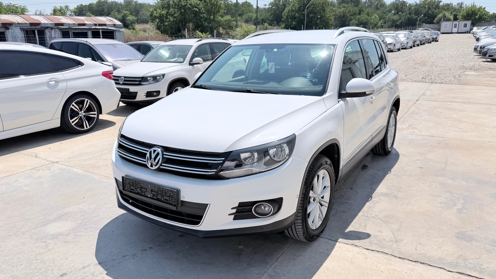 VW Tiguan 2.0tdi 140k.c* DSG* 4Motion* Highline* Navi* UNIKA, снимка 2 - Автомобили и джипове - 55567483