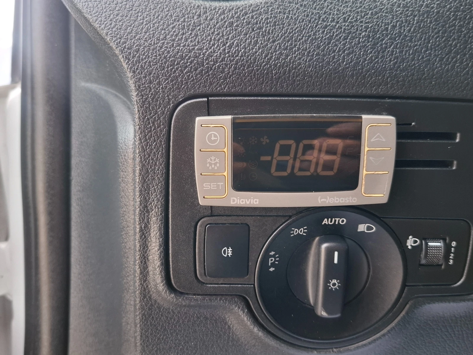 Mercedes-Benz Vito 114CDI/Хладилен/Euro5B/Клима - изображение 9