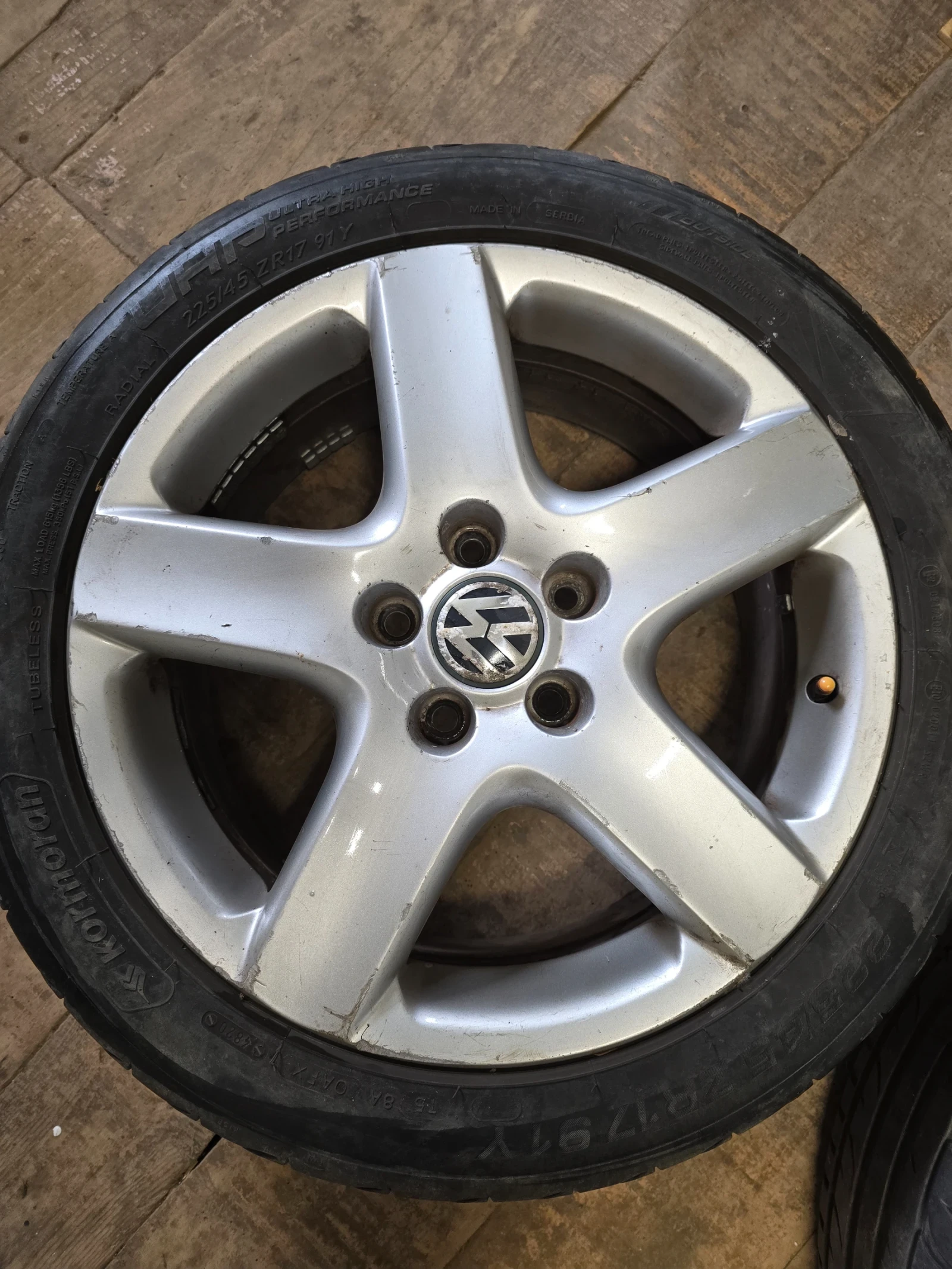 ���� � ������ 225/45R17 �� VW Golf | Mobile.bg � ����������� 2