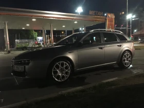 Alfa Romeo 159 sportwagon 2.4 JTD 200к.с. НАПЪЛНО ОБСЛУЖЕНА., снимка 3