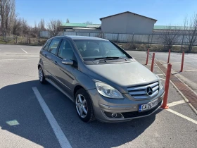 Mercedes-Benz B 200, снимка 1