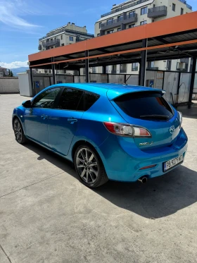     Mazda 3 1.6 * 105 .. *   