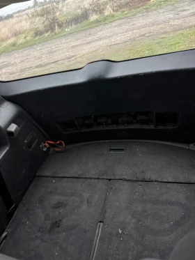 VW Touran 1.9-105 6+ 1 - 3850 лв. / 1968.47 € - 74406459 8