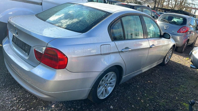 BMW 318 2.0, снимка 6 - Автомобили и джипове - 48375738