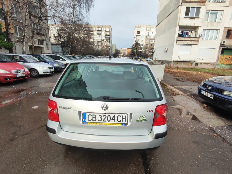 VW Passat, снимка 1 - Автомобили и джипове - 48539237