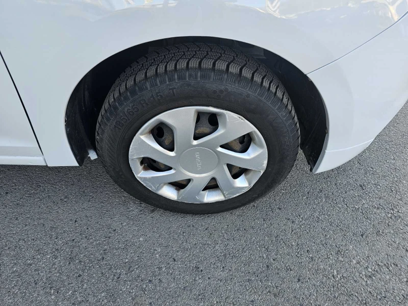 Dacia Sandero 0.9 Tce 90 к.с. бензин/ газ, снимка 13 - Автомобили и джипове - 51189806