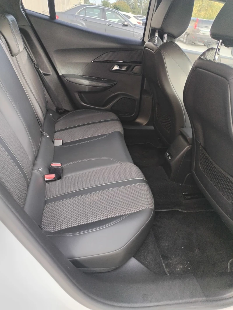 Peugeot 2008 1.5 Blue-HDi GT, снимка 10 - Автомобили и джипове - 52205419