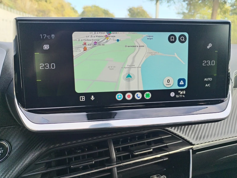 Peugeot 2008 1.5 Blue-HDi GT, снимка 13 - Автомобили и джипове - 52205419