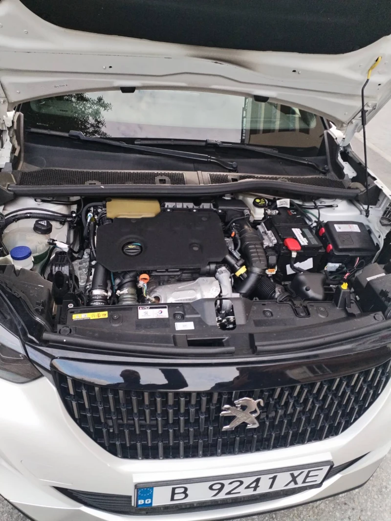 Peugeot 2008 1.5 Blue-HDi GT, снимка 6 - Автомобили и джипове - 52205419