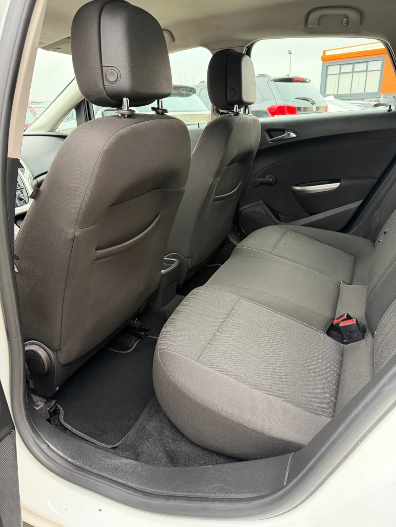 Opel Astra * TOP* 1.4* , снимка 14 - Автомобили и джипове - 52575308