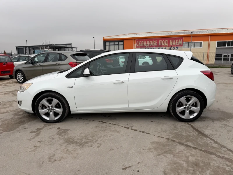 Opel Astra * TOP* 1.4* , снимка 8 - Автомобили и джипове - 52575308