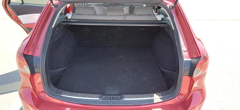 Mazda 6 2.2, снимка 8 - Автомобили и джипове - 52682770