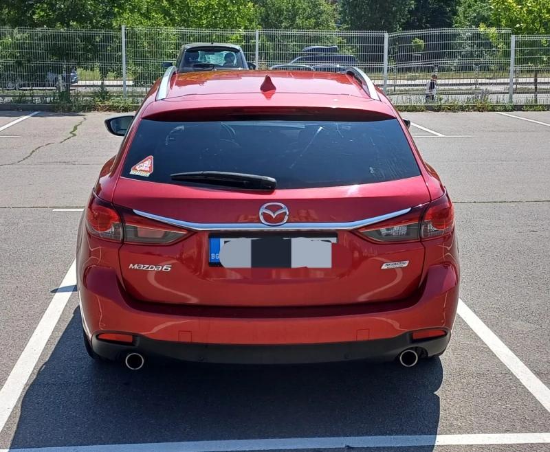 Mazda 6 2.2, снимка 4 - Автомобили и джипове - 52682770