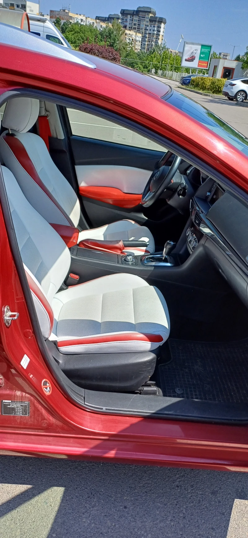 Mazda 6 2.2, снимка 13 - Автомобили и джипове - 52682770