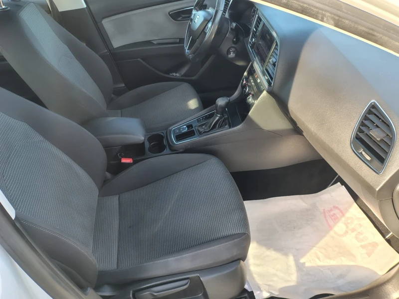 Seat Leon 1.4бензин метан DSG Navi, снимка 11 - Автомобили и джипове - 52848547